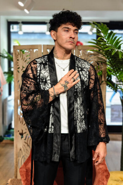 Veste kimono Courte en dentelle noire