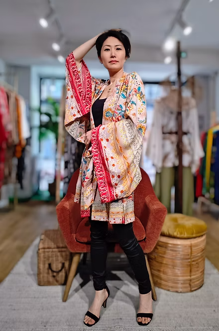 Veste kimono en mousseline motif de fleurs – Image 4