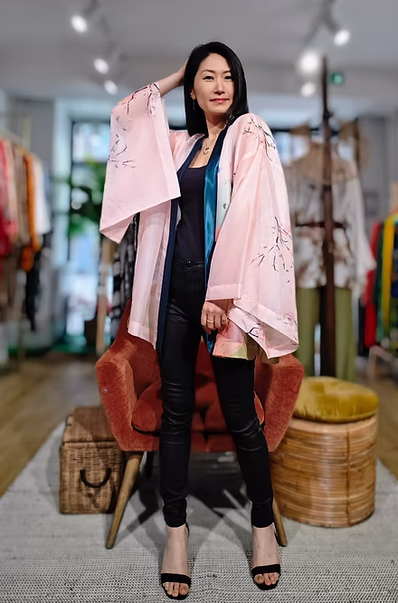 Veste kimono Courte en organza rose fille asiatique – Image 2